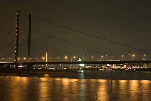 [031212-2859] Rheinbrücke